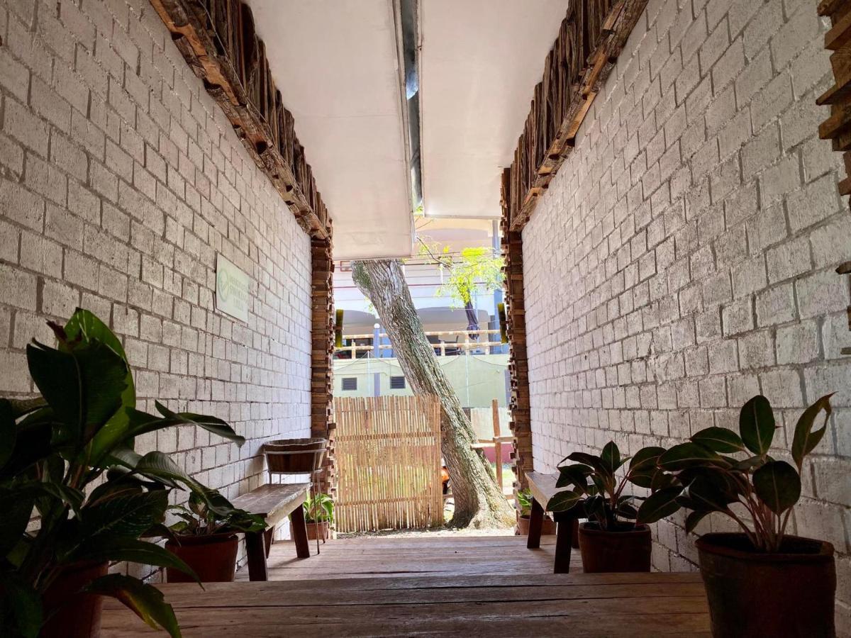 Hotel Sebastian Panglao Болод Экстерьер фото